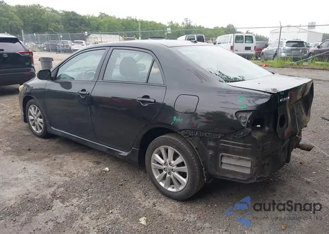 2010 Toyota Corolla S из США, поврежденный, VIN 2T1BU4EE3AC283879